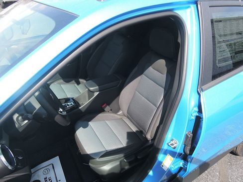 New 2026 Chevrolet Trax LT image 5