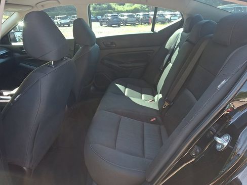 Certified 2024 Nissan Altima 2.5 SV FWD image 11
