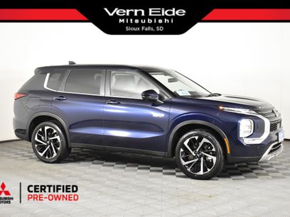 Used 2025 Mitsubishi Outlander SE