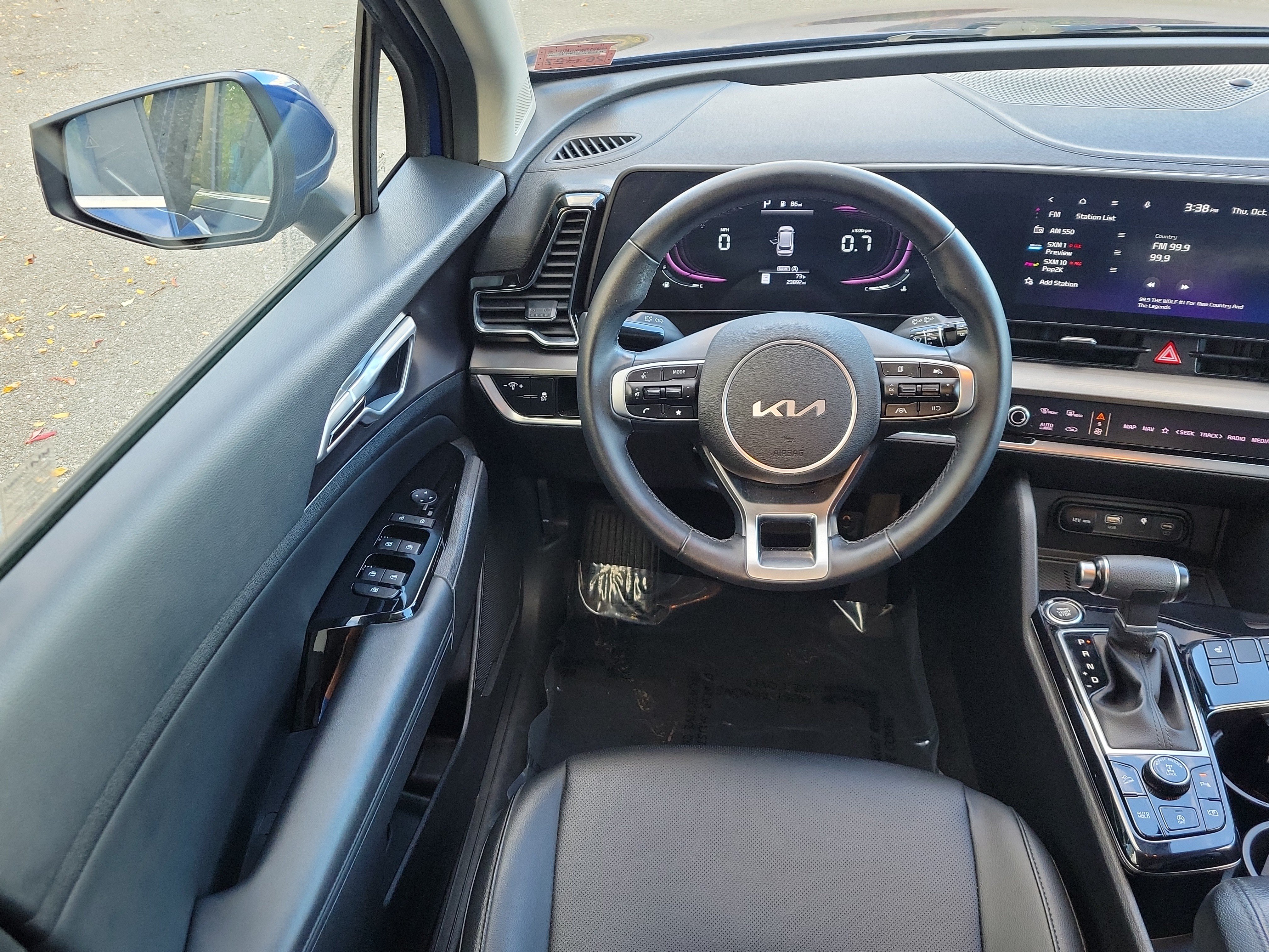 Used 2024 Kia Sportage EX AWD/4WD image 19