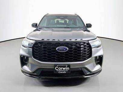 New 2026 Ford Explorer ST-Line w/ ST-Line Street Pack