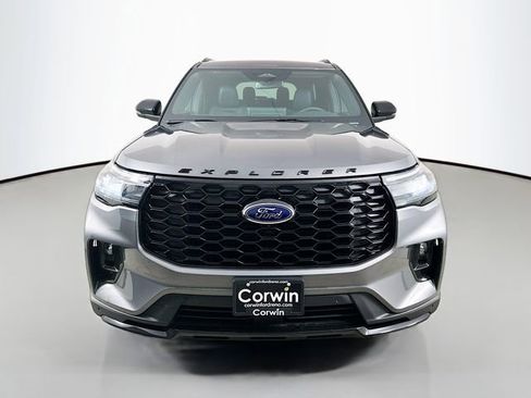 New 2026 Ford Explorer ST-Line w/ ST-Line Street Pack image 2