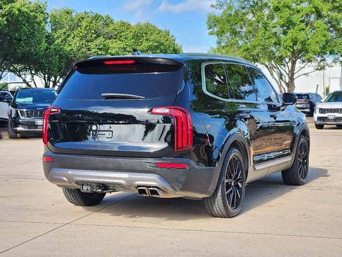 Used 2022 Kia Telluride SX w/ SX Prestige Package image 4