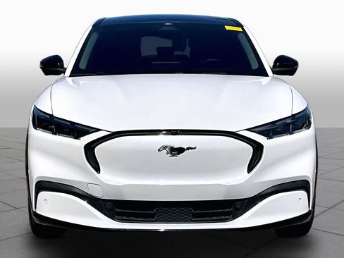 Used 2024 Ford Mustang Mach-E Premium image 3