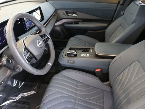 Used 2024 Nissan Ariya AWD image 19