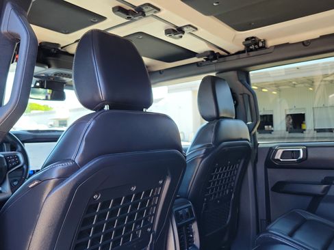 Certified 2025 Ford Bronco Badlands AWD/4WD image 13