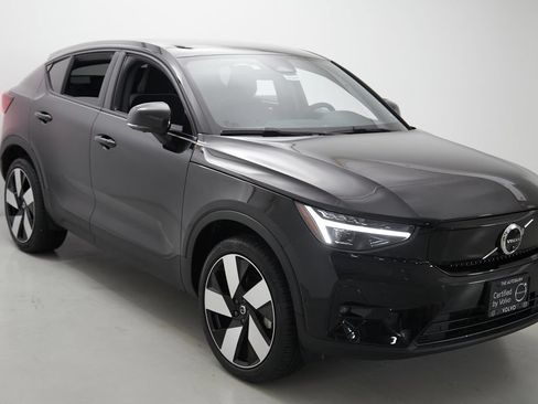 Certified 2023 Volvo C40 P8 Recharge Ultimate AWD/4WD image 4