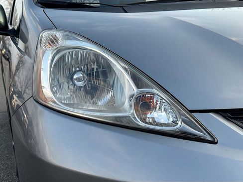 Used 2010 Honda Fit Sport image 33