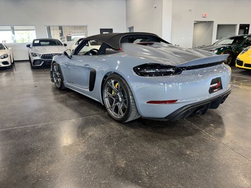 Used 2025 Porsche 718 Boxster Spyder RS w/ Chrono Package RWD image 5