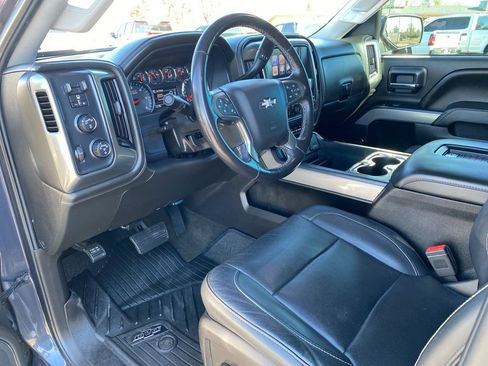 Used 2018 Chevrolet Silverado 1500 LTZ Z71 w/ Centennial Edition image 29