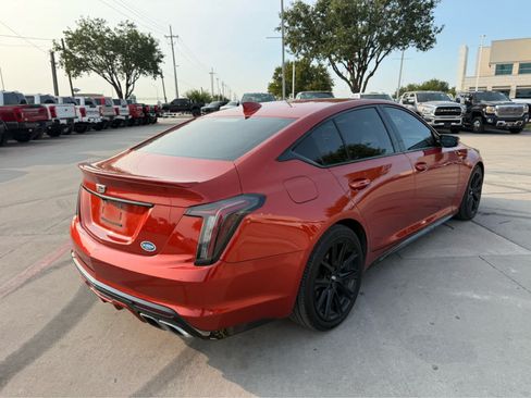 Used 2020 Cadillac CT5 V w/ Premium Package RWD image 4