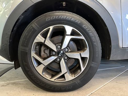 Used 2020 Kia Sportage LX AWD/4WD image 25