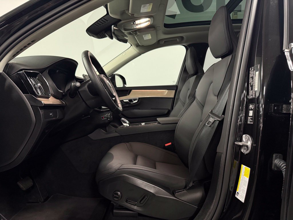Used 2026 Volvo XC90 B6 Plus AWD/4WD image 9