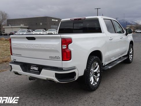 Used 2019 Chevrolet Silverado 1500 High Country image 10