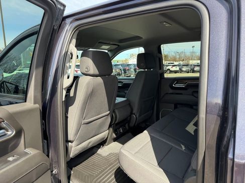 Certified 2022 Chevrolet Silverado 1500 LT AWD/4WD image 10