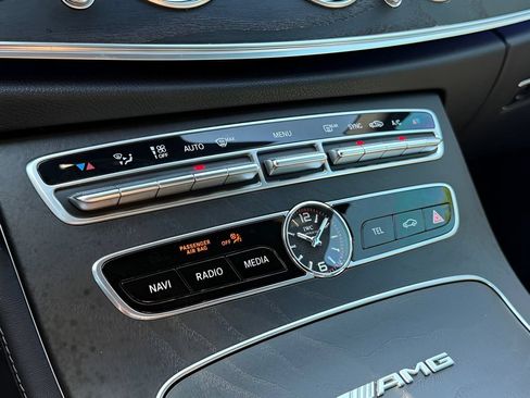 Used 2018 Mercedes-Benz E 63 AMG S image 28