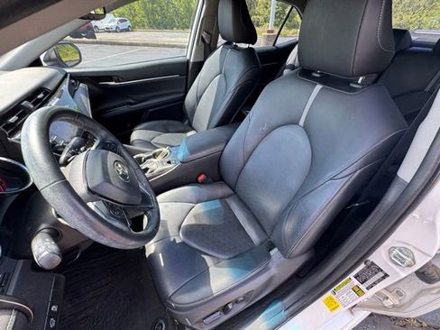 Certified 2020 Toyota Camry XSE FWD image 10