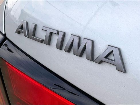 Used 2023 Nissan Altima 2.5 S image 7