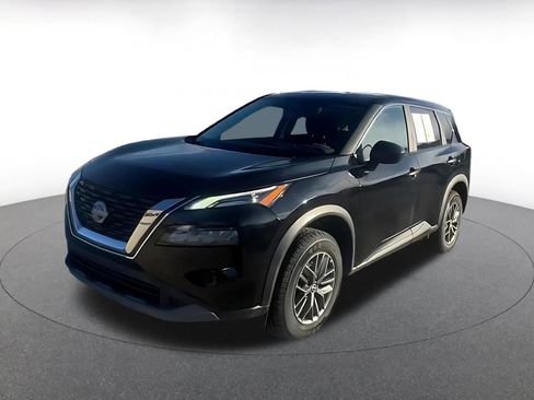 Used 2023 Nissan Rogue S image 7