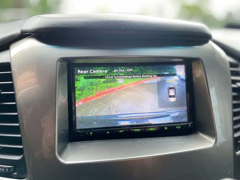 Used 2015 Chevrolet Tahoe LT AWD/4WD image 16