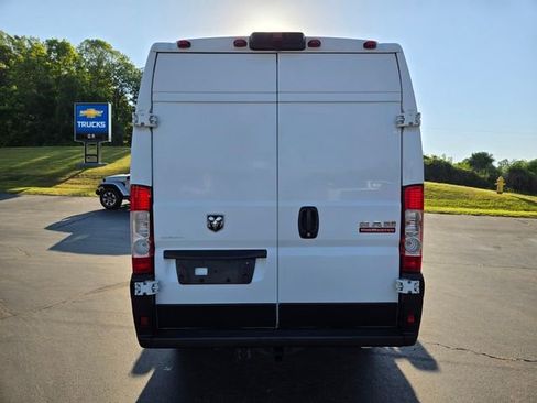 Used 2019 RAM ProMaster 3500 w/ Premium Appearance Group FWD image 6