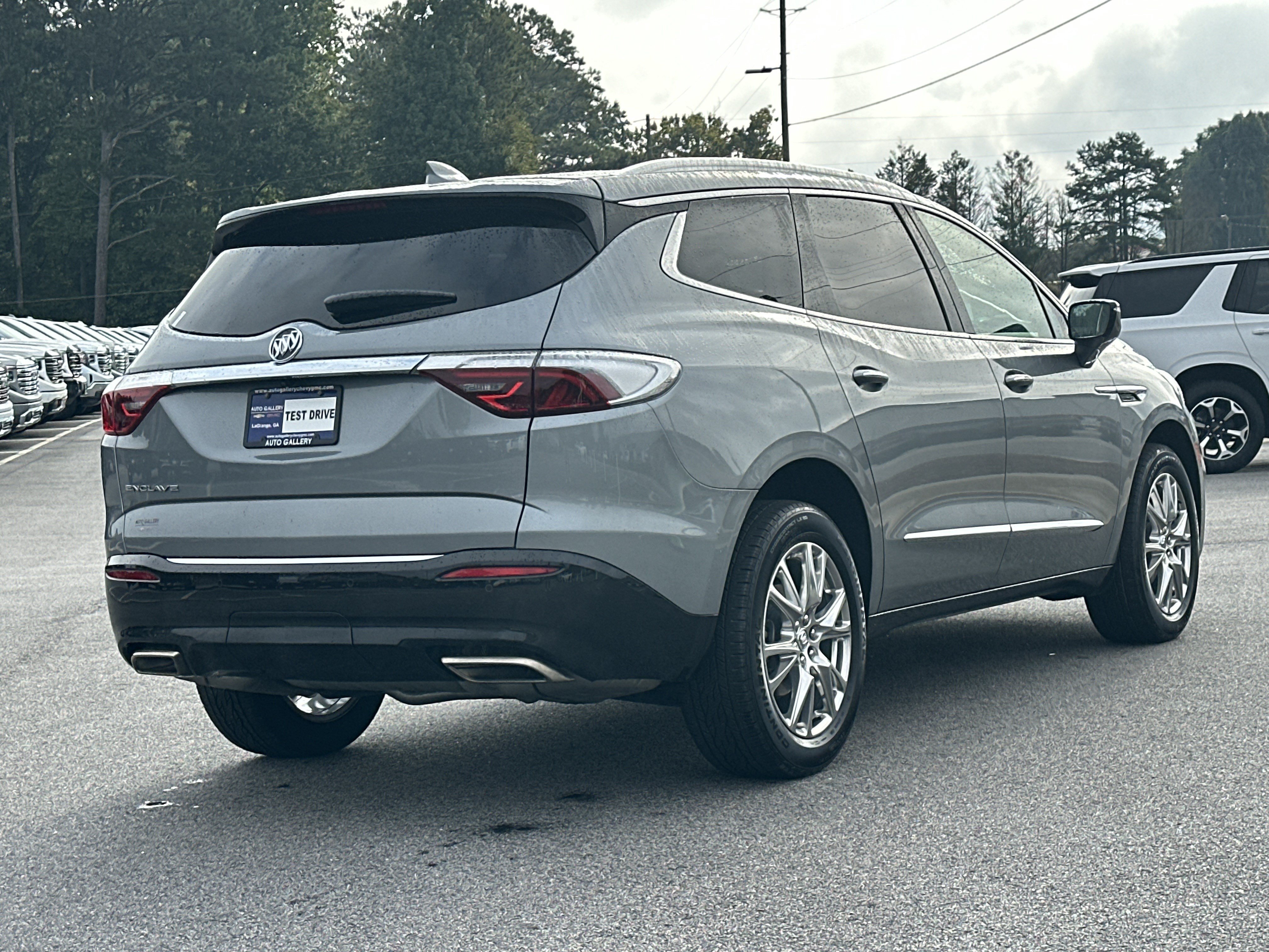 Certified 2023 Buick Enclave Essence w/ Experience Buick Package FWD image 7