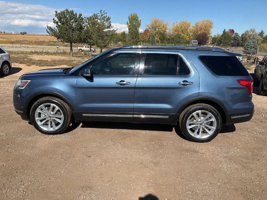 Used 2018 Ford Explorer Limited w/ Equipment Group 301A AWD/4WD image 10