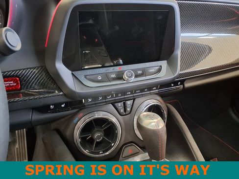 Used 2017 Chevrolet Camaro ZL1 image 17