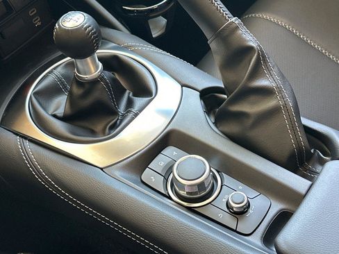 New 2025 MAZDA MX-5 Miata Grand Touring w/ Appearance Package image 23