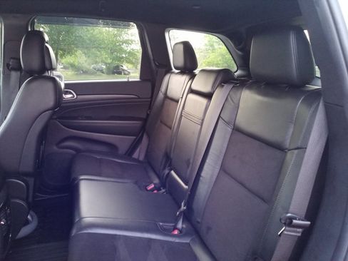 Used 2020 Jeep Grand Cherokee Laredo w/ Laredo X Package image 14