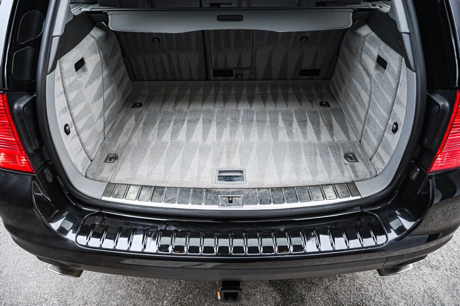 Used 2004 Porsche Cayenne S AWD/4WD image 29