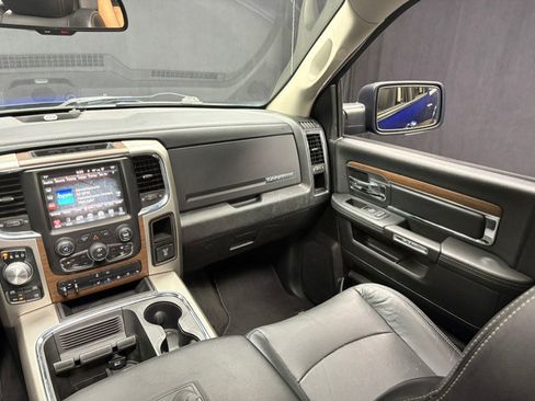 Used 2015 RAM 1500 Laramie w/ Convenience Group AWD/4WD image 36