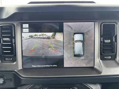 Used 2023 Ford Bronco Outer Banks AWD/4WD image 15
