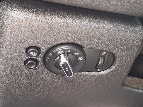 Used 2018 MINI Cooper S image 21