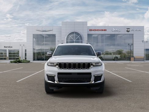 New 2025 Jeep Grand Cherokee L Limited w/ Luxury Tech Group II AWD/4WD image 6