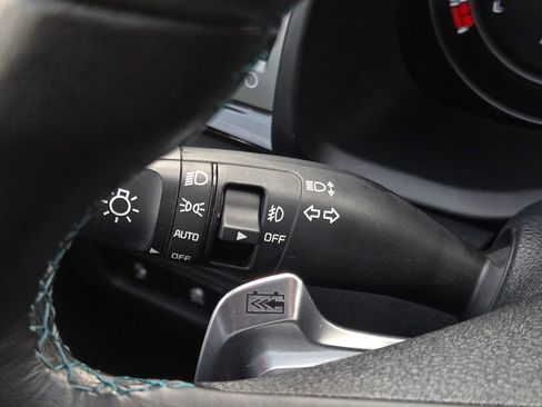 Used 2019 Kia Niro EX Premium image 33