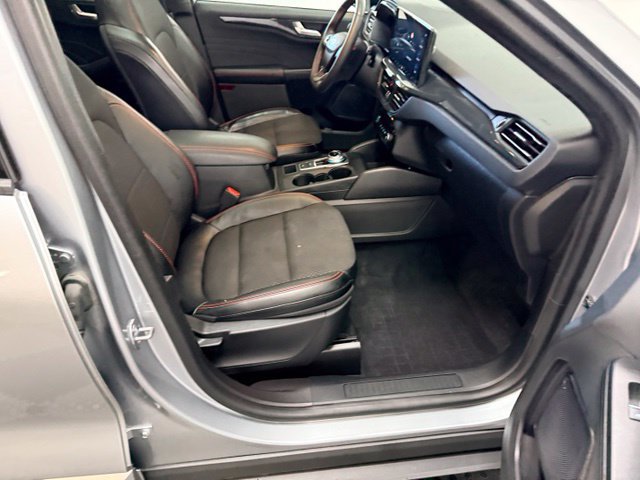 Used 2023 Ford Escape ST-Line w/ Tech Pack #1 AWD/4WD image 43