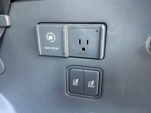 Used 2024 Kia EV9 Light Long Range image 60