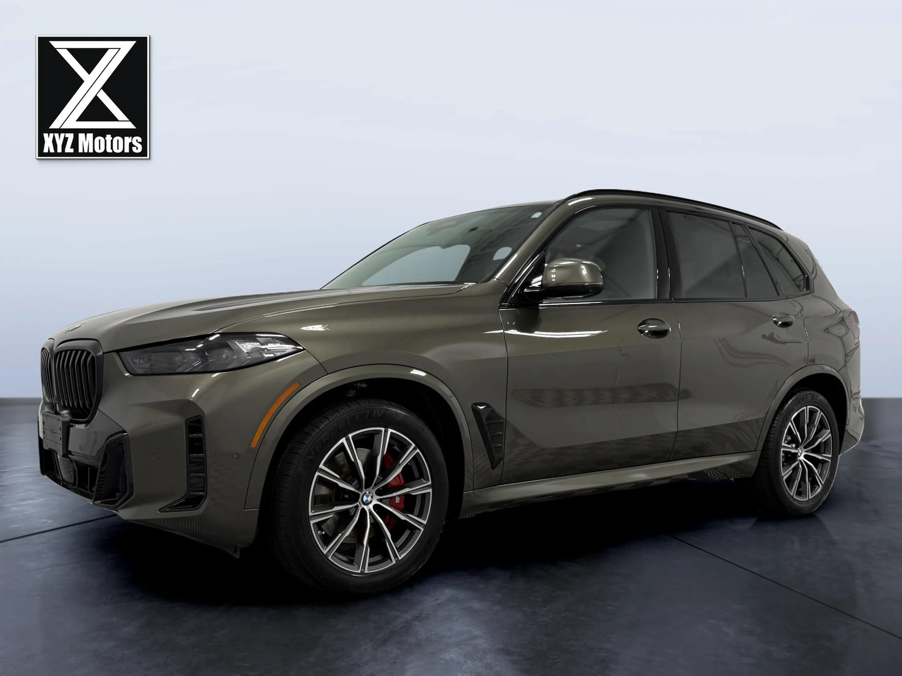 Used 2024 BMW X5 xDrive40i w/ Premium Essential Package AWD/4WD image 2