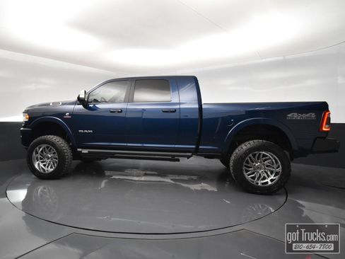 Used 2020 RAM 2500 Laramie AWD/4WD image 3