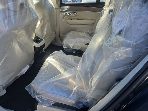 New 2026 Volvo XC90 B6 Ultra w/ Protection Package Premier image 22