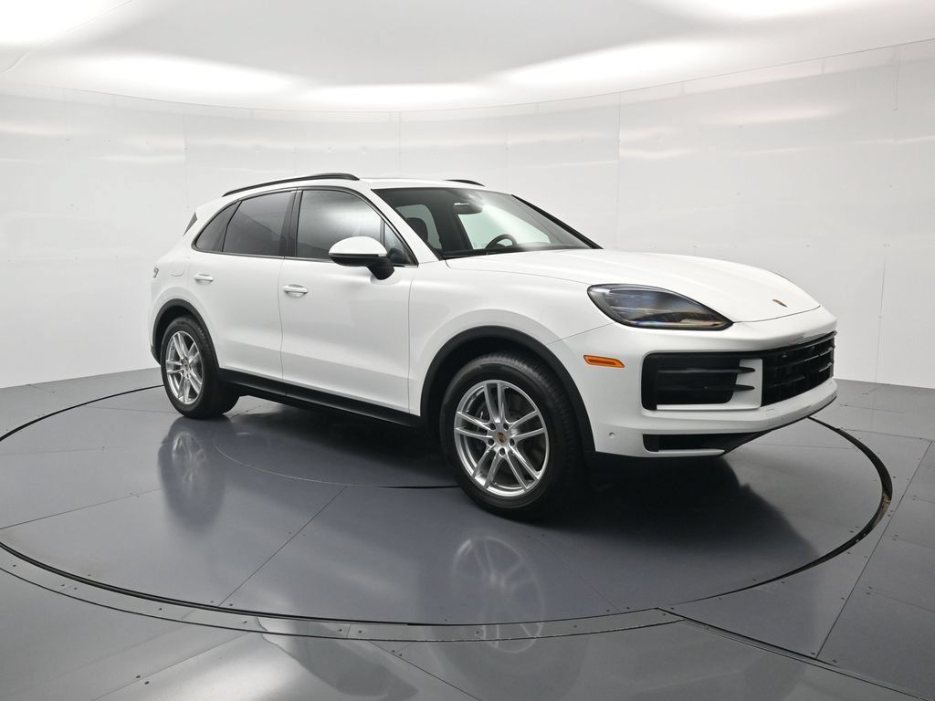 Certified 2026 Porsche Cayenne AWD/4WD image 37