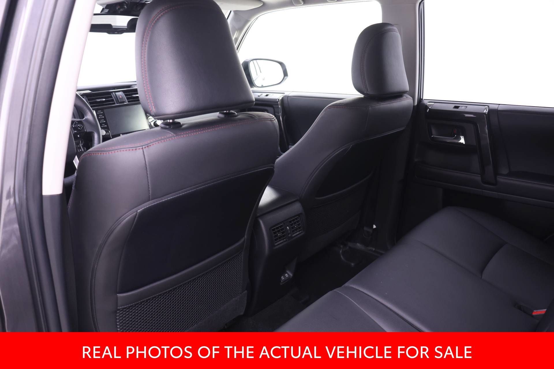 Certified 2022 Toyota 4Runner TRD Off-Road Premium w/ TRD Black Wheel Package (TMS) AWD/4WD image 11