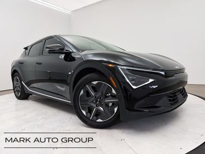 Used 2025 Kia EV6 Light w/ Light LR Technology Package