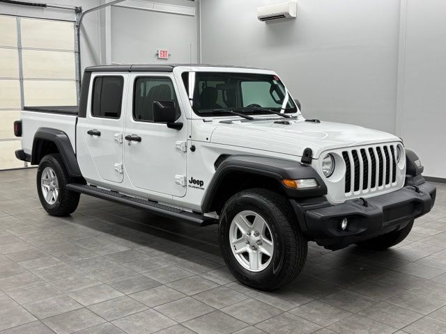 Used 2020 Jeep Gladiator Sport w/ Quick Order Package 24S AWD/4WD image 1