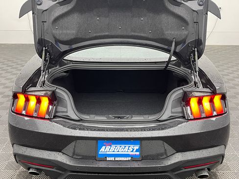 Used 2024 Ford Mustang GT Premium RWD image 9