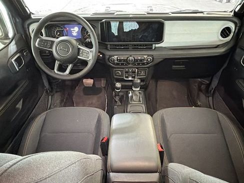 Used 2024 Jeep Wrangler Sahara w/ Safety Group AWD/4WD image 10