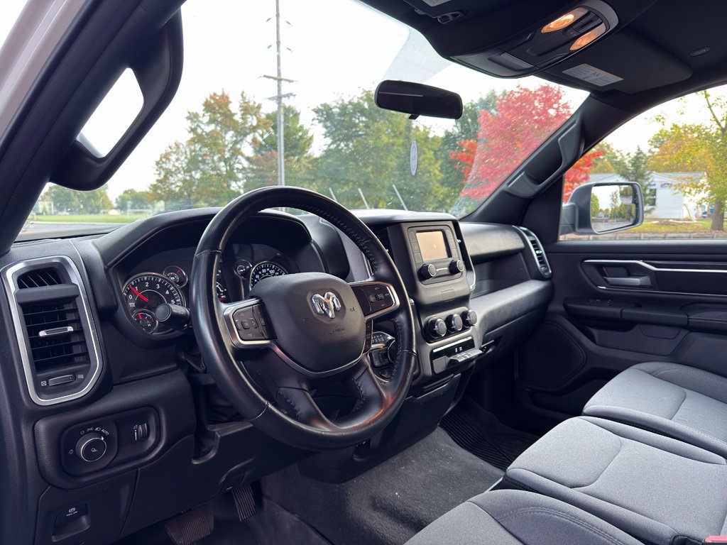 Used 2024 RAM 1500 Big Horn AWD/4WD image 3