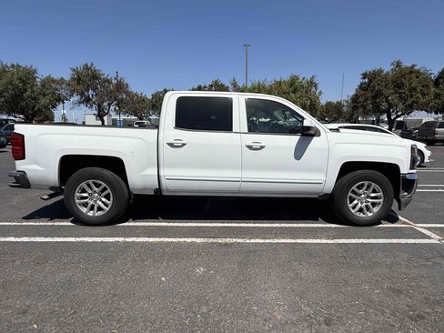 Used 2018 Chevrolet Silverado 1500 LT w/ All Star Edition image 4