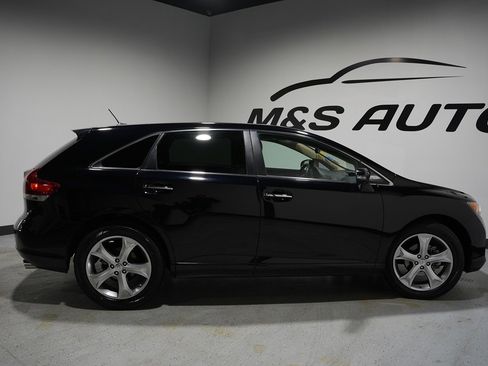 Used 2015 Toyota Venza XLE w/ XLE Premium Package image 24